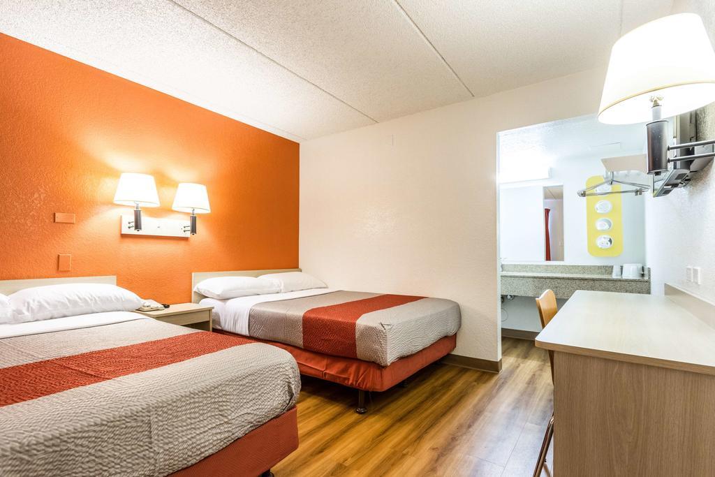 Motel 6 Tempe, Az Phoenix Airport Priest Dr Экстерьер фото